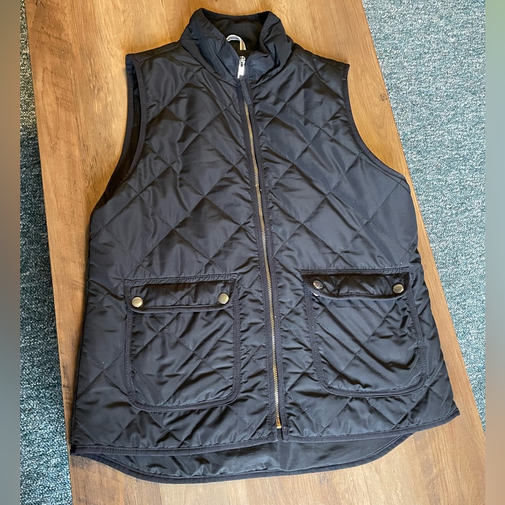 Black Quilted Vest Women’s Medium